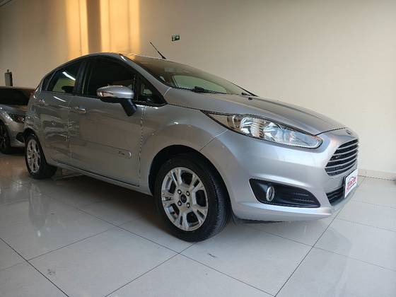 FORD FIESTA 1.6 SE HATCH 16V FLEX 4P MANUAL